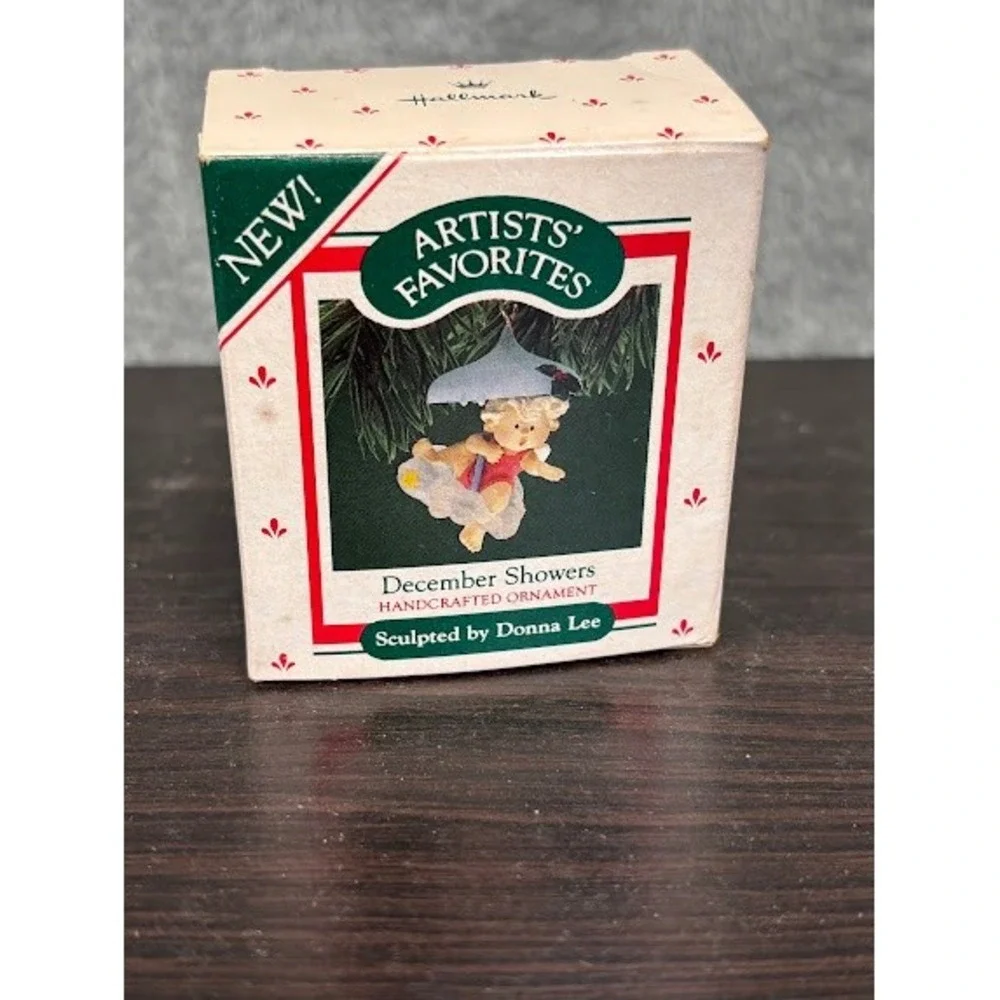 Hallmark keepsake artists